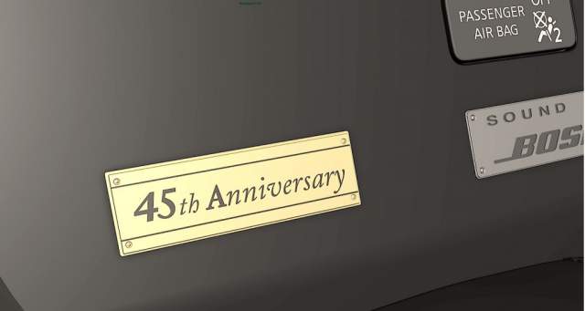 2016-nissan-gt-r-45th-anniversary-gold-edition_100504420_l
