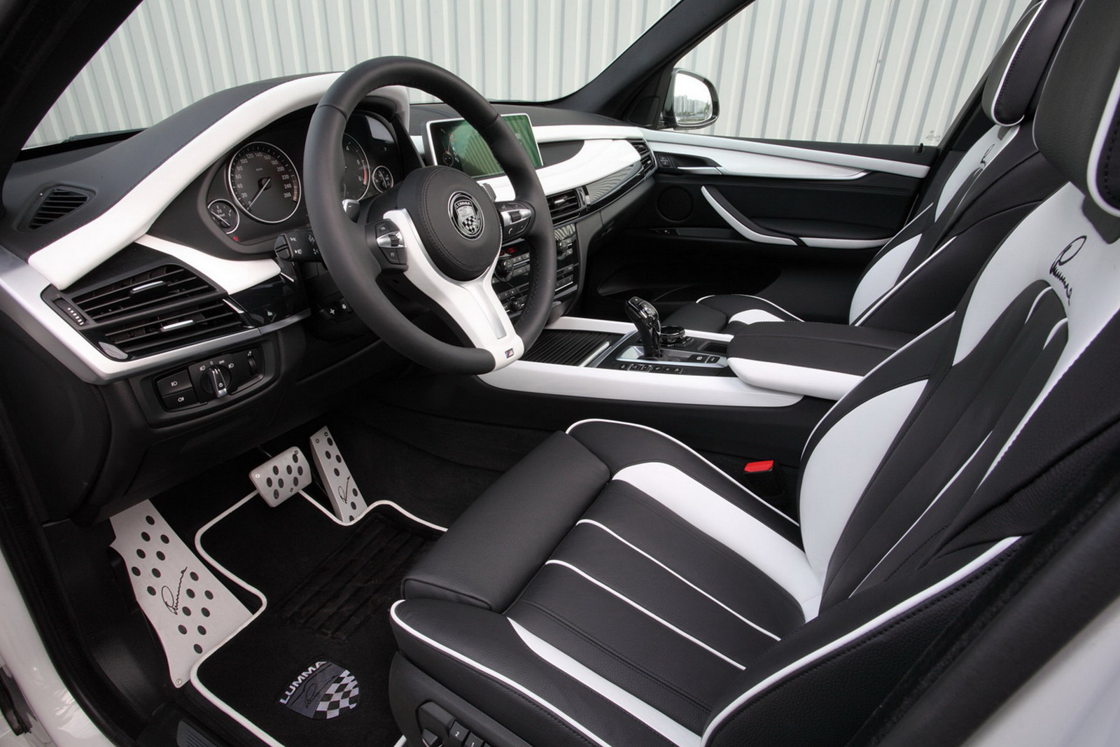 BMW-X5-16